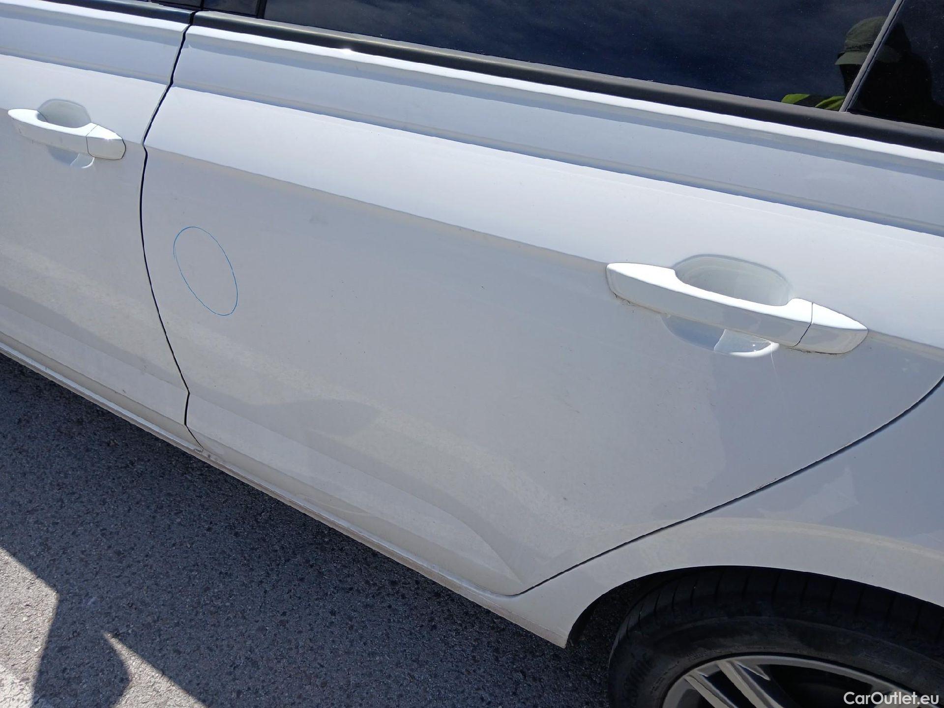  Volkswagen  Polo VOLKSWAGEN  / 2017 / 5P / berlina con portón United 1.0 TSI 70kW (95CV)(SP) #17