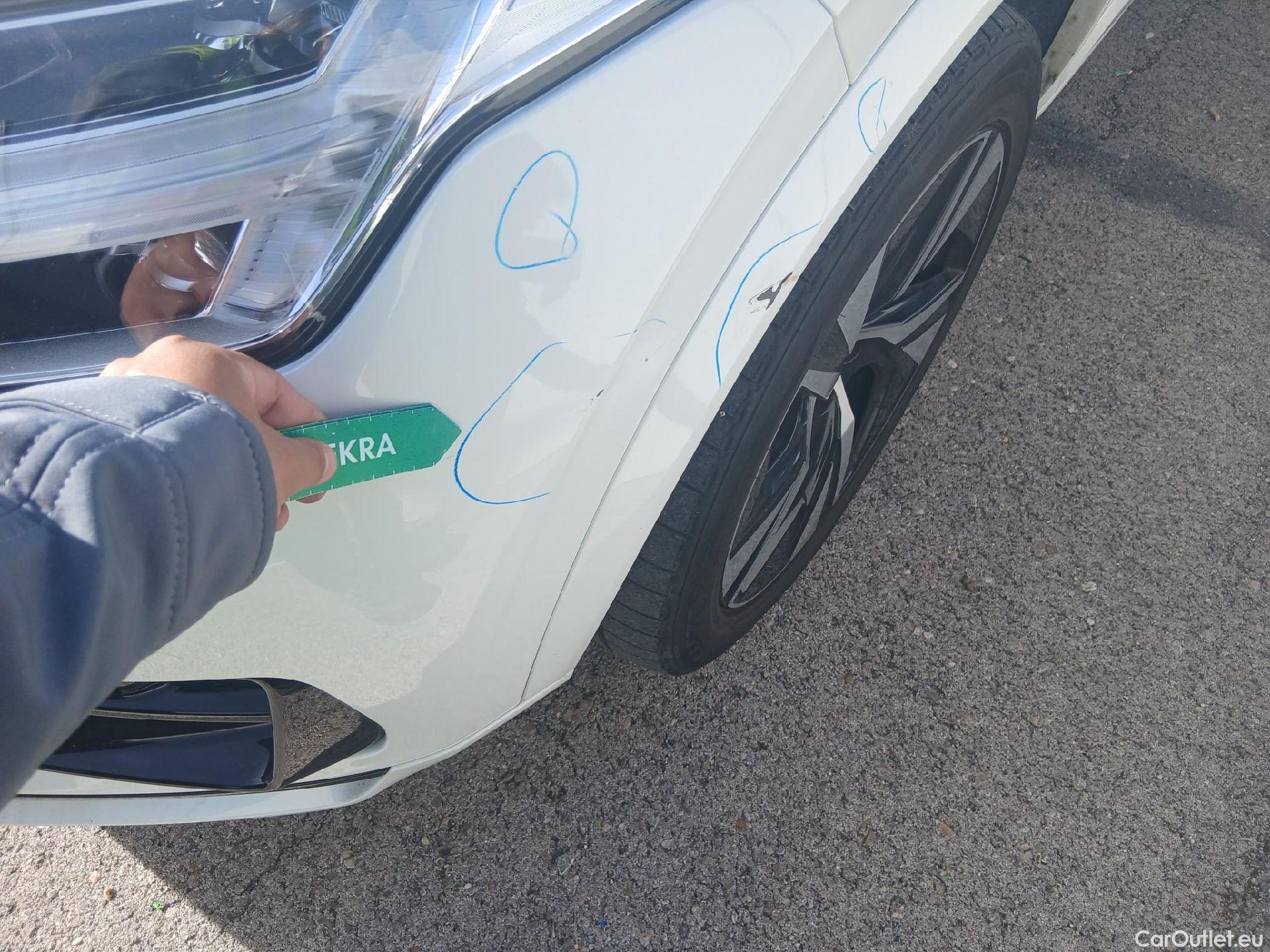  Volvo  XC90 VOLVO  / 2019 / 5P / todoterreno 2.0 B5 D AWD R-Design Auto #7