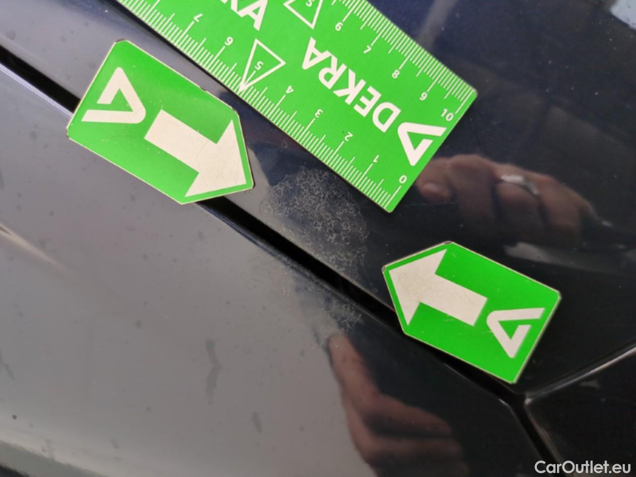  Land Rover  Discovery Jazz / 2020 / 5P / Berline 1.5 i-MMD Exclusive AT  #19