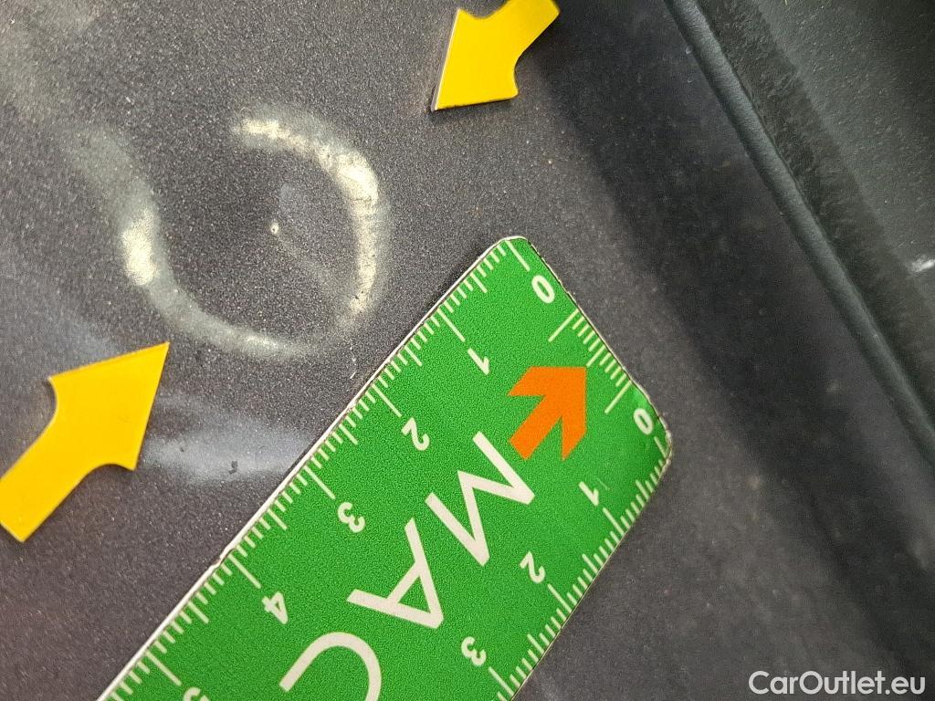  Peugeot  3008  II Allure Pack 1.5 HDi 130CV BVA8 E6d #64