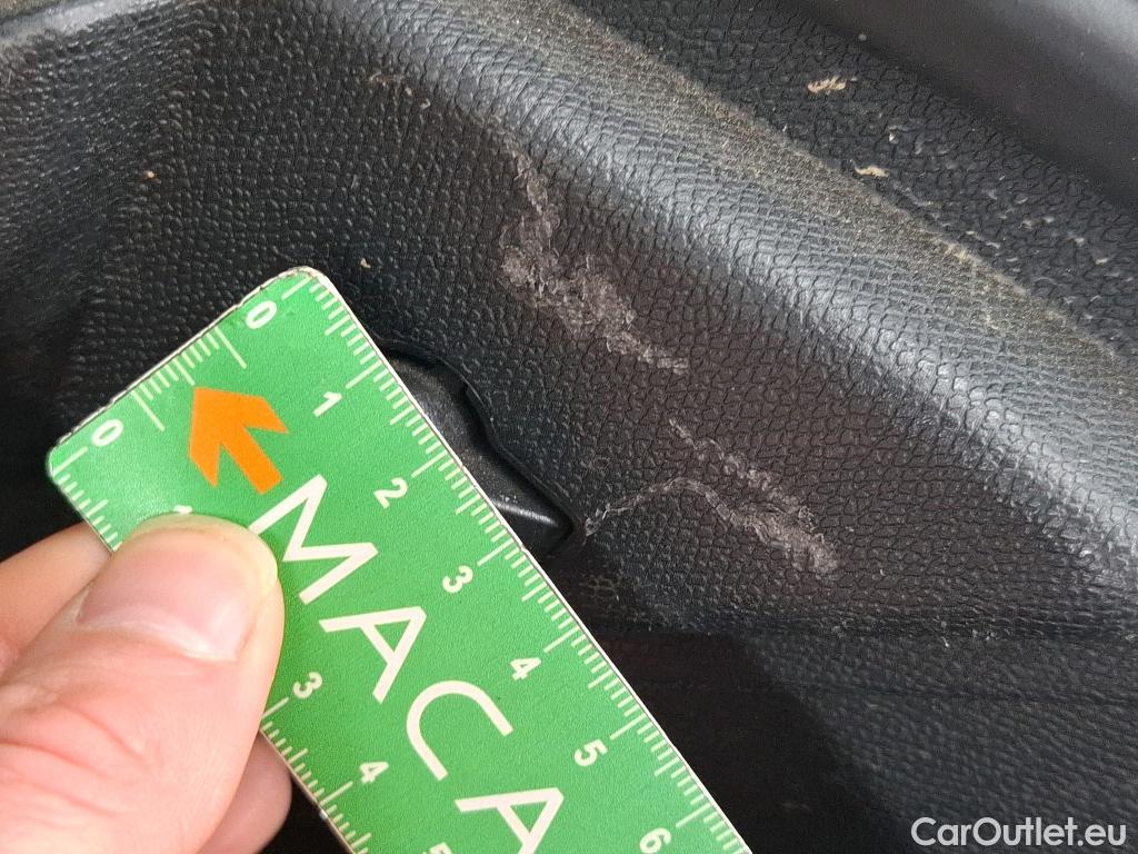  Peugeot  3008  II Allure Pack 1.5 HDi 130CV BVA8 E6d #58