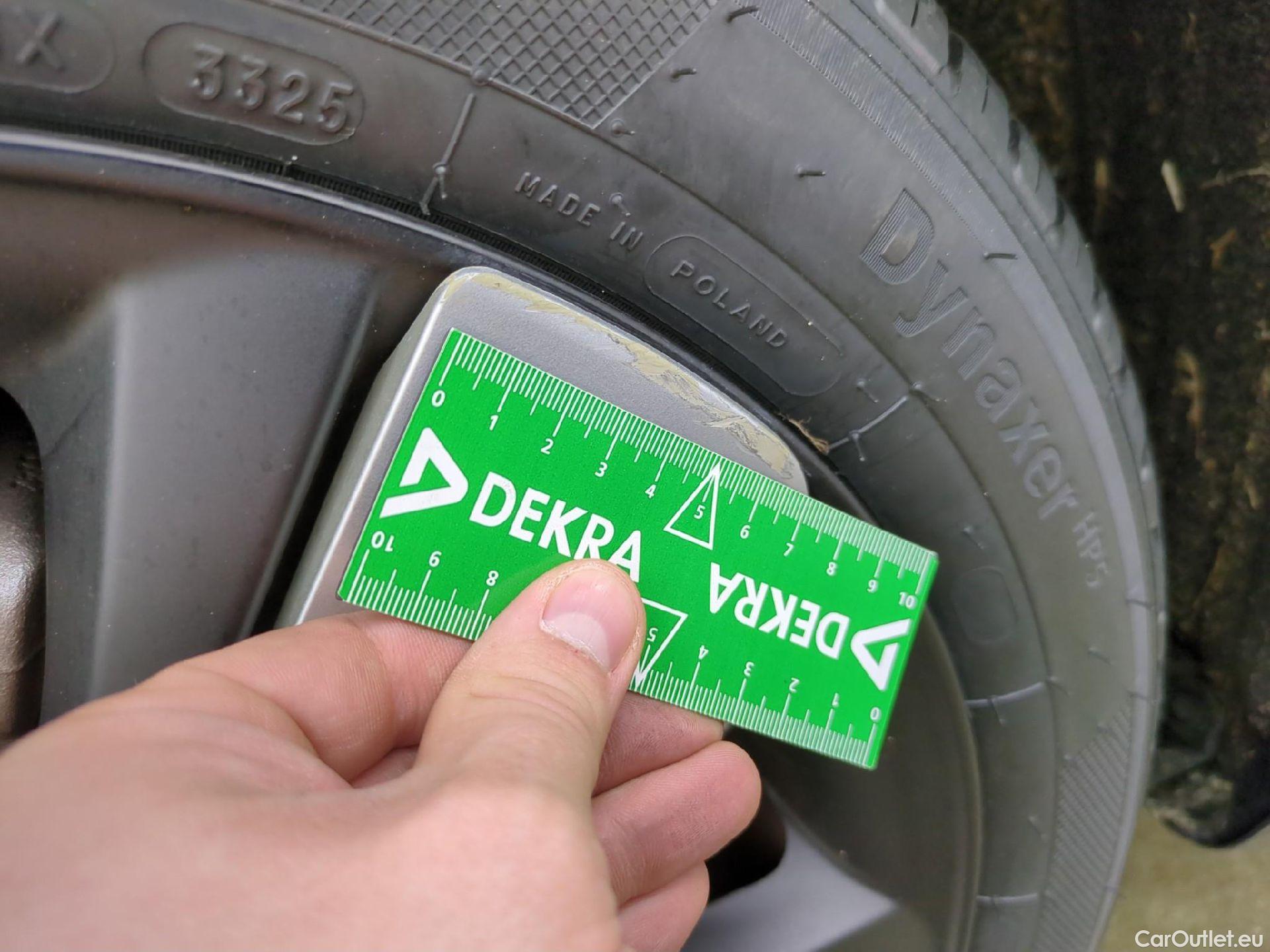  Land Rover  Discovery Jazz / 2020 / 5P / Berline 1.5 i-MMD Exclusive AT  #14