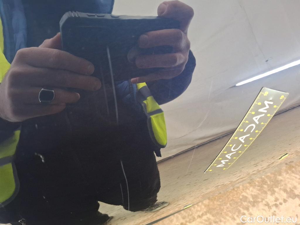  Mercedes  GLC MERCEDES-BENZ  / 2022 / 5P / SUV  300 e Business Line 4MATIC #13