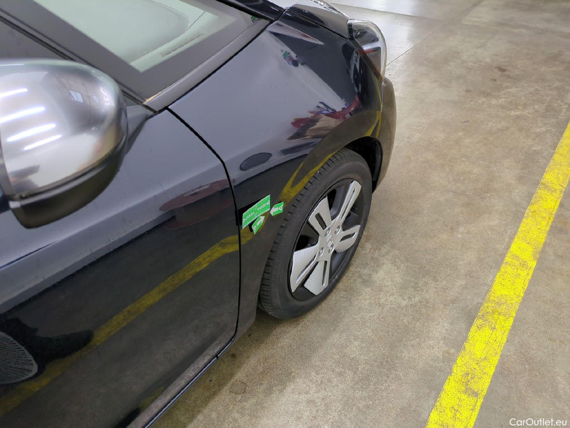  Land Rover  Discovery Jazz / 2020 / 5P / Berline 1.5 i-MMD Exclusive AT  #18