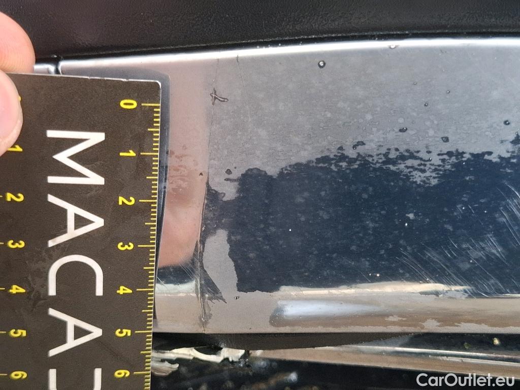  Mercedes  GLC MERCEDES-BENZ  / 2022 / 5P / SUV  300 e Business Line 4MATIC #65