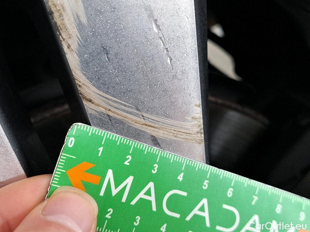  Peugeot  3008  II Allure Pack 1.5 HDi 130CV BVA8 E6d #31