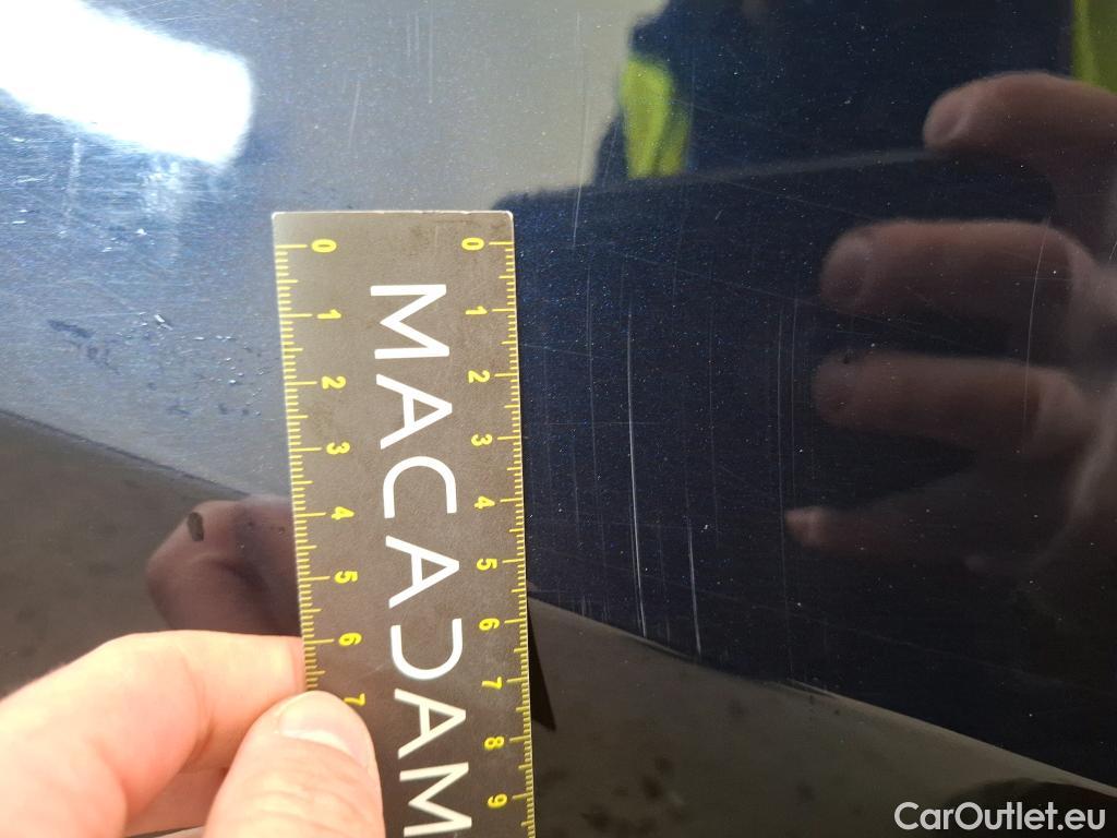  Mercedes  GLC MERCEDES-BENZ  / 2022 / 5P / SUV  300 e Business Line 4MATIC #62