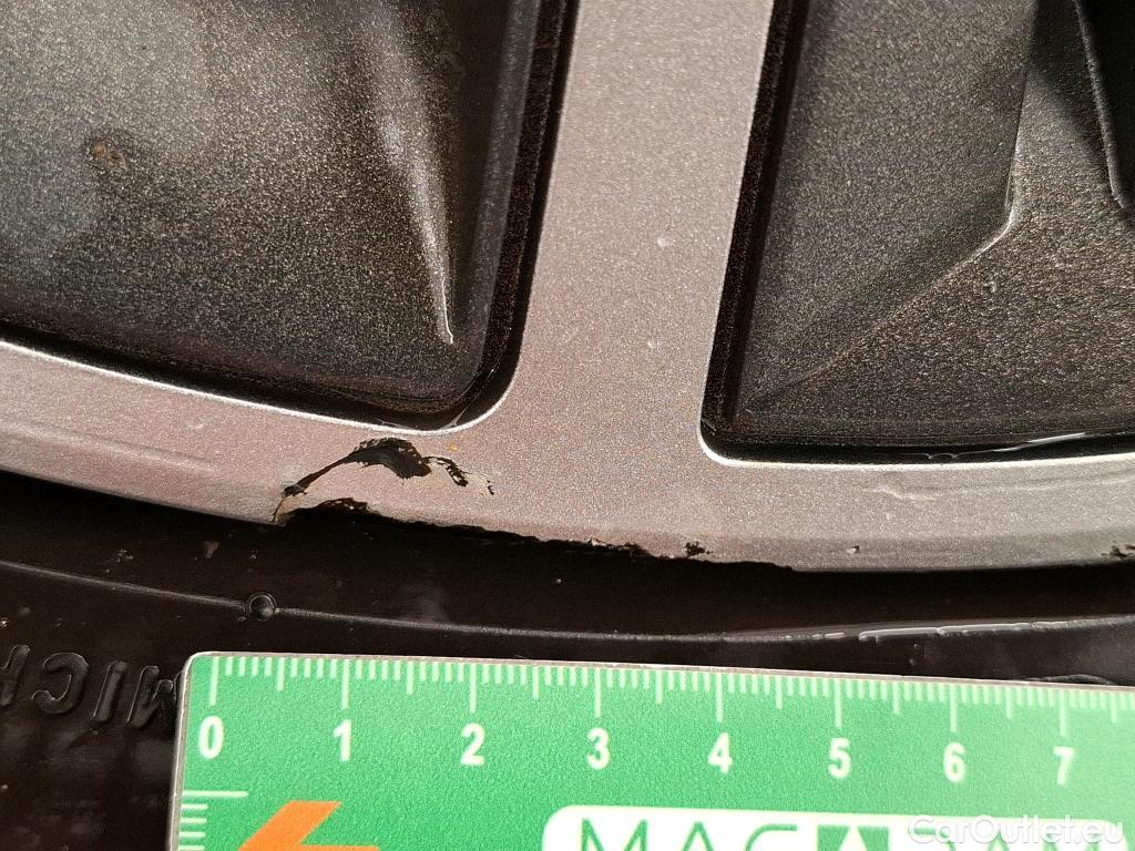  Peugeot  2008 PEUGEOT  5p Crossover Puretech 82 6c ACTIVE BUSINESS #9