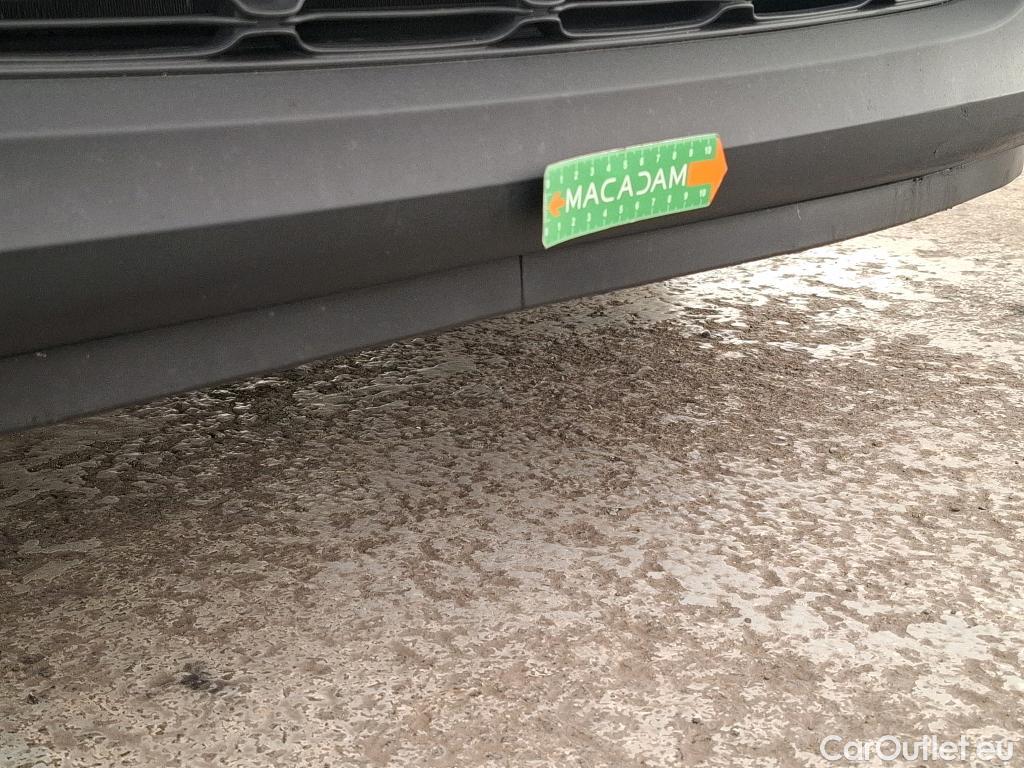  Citroen  C3  Société Feel Business R 1.5 BlueHDI 100CV BVM6 6E #2