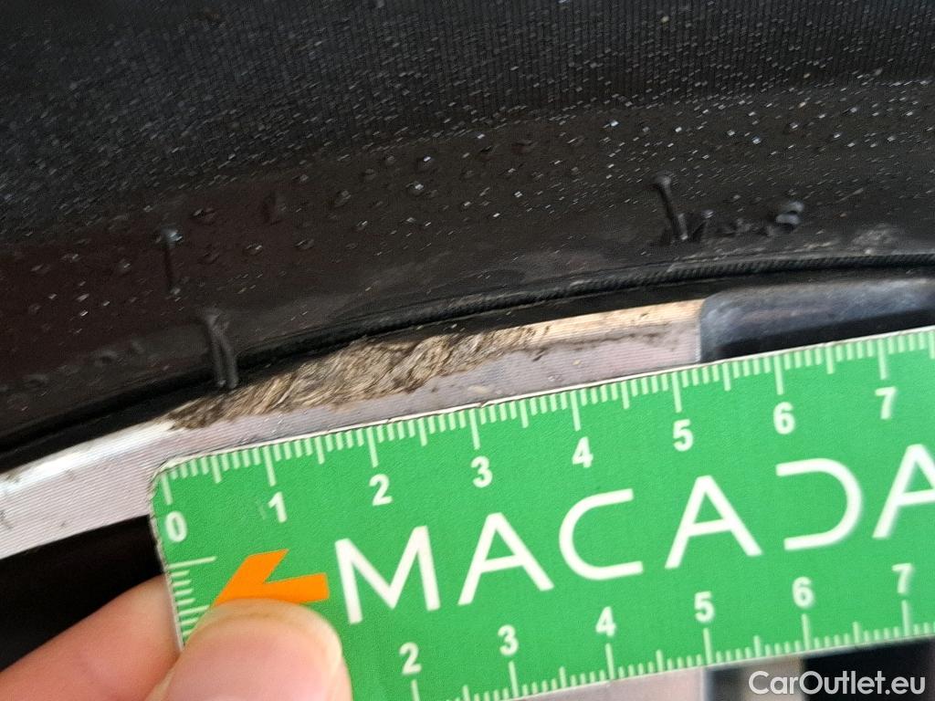  Peugeot  3008  II Allure Pack 1.5 HDi 130CV BVA8 E6d #27