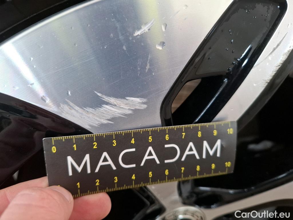  Mercedes  GLC MERCEDES-BENZ  / 2022 / 5P / SUV  300 e Business Line 4MATIC #43