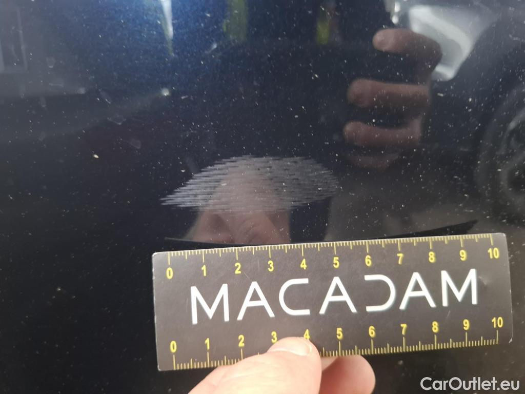  Mercedes  GLC MERCEDES-BENZ  / 2022 / 5P / SUV  300 e Business Line 4MATIC #31