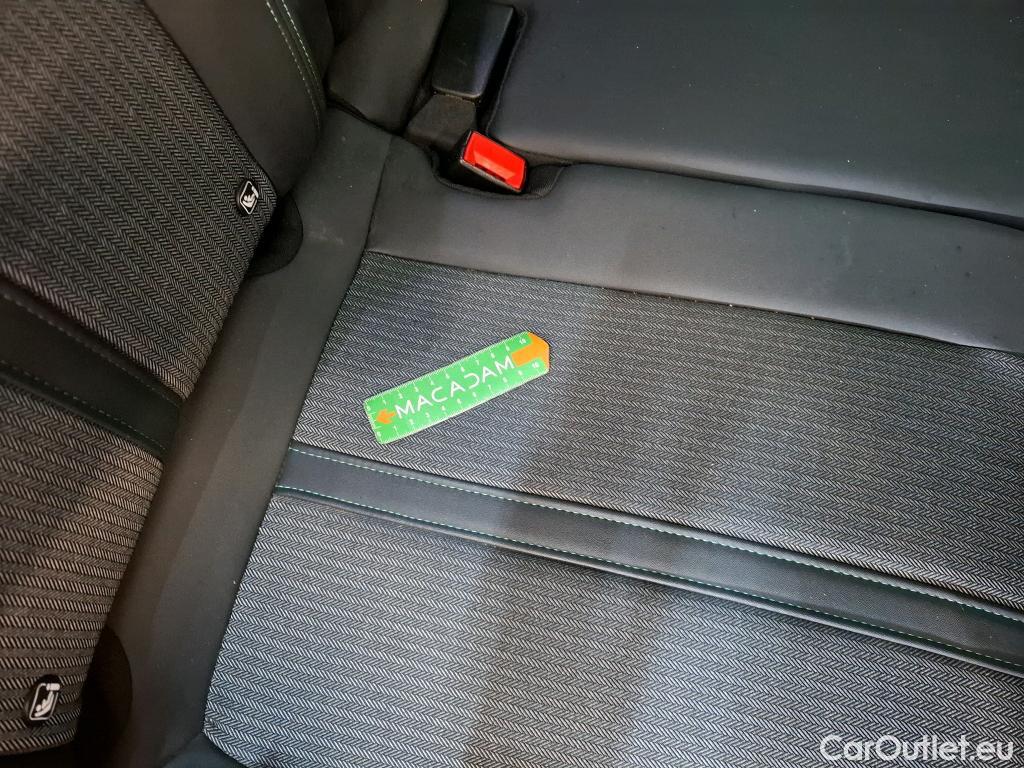  Peugeot  3008  II Allure Pack 1.5 HDi 130CV BVA8 E6d #72