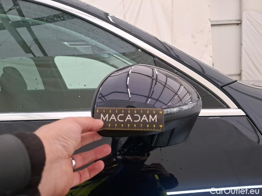  Mercedes  GLC MERCEDES-BENZ  / 2022 / 5P / SUV  300 e Business Line 4MATIC #71