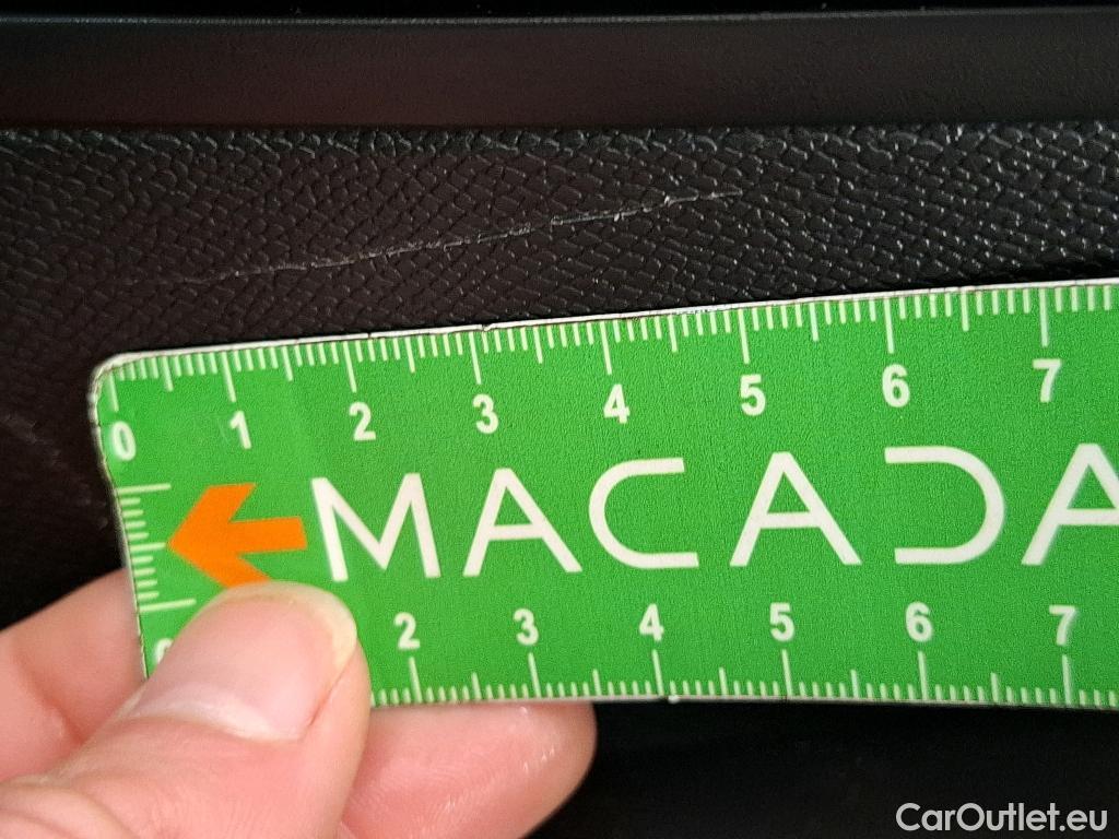  Peugeot  3008  II Allure Pack 1.5 HDi 130CV BVA8 E6d #51