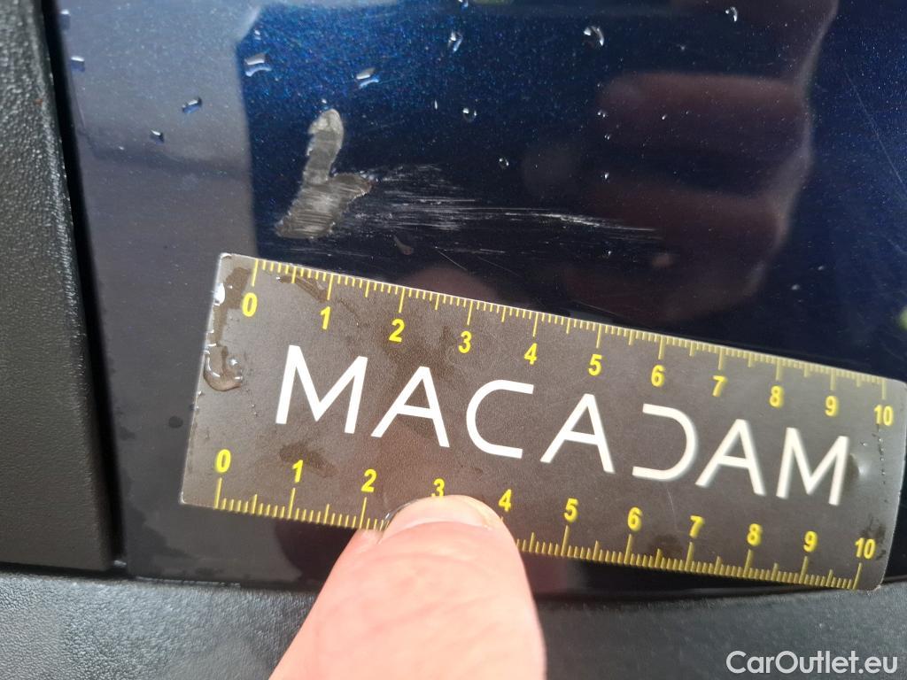  Mercedes  GLC MERCEDES-BENZ  / 2022 / 5P / SUV  300 e Business Line 4MATIC #27