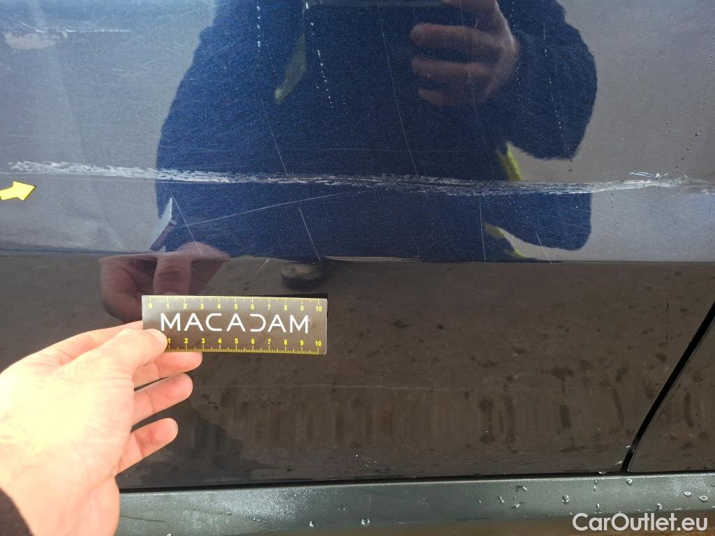  Mercedes  GLC MERCEDES-BENZ  / 2022 / 5P / SUV  300 e Business Line 4MATIC #8