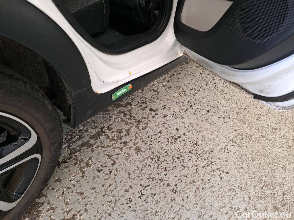  Citroen  C3  Shine Business 1.2 PureTech 110CV BVM6 E6d #6