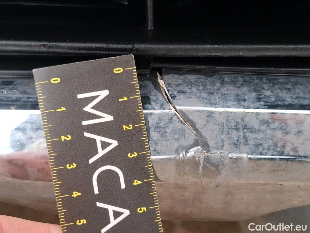  Mercedes  GLC MERCEDES-BENZ  / 2022 / 5P / SUV  300 e Business Line 4MATIC #16