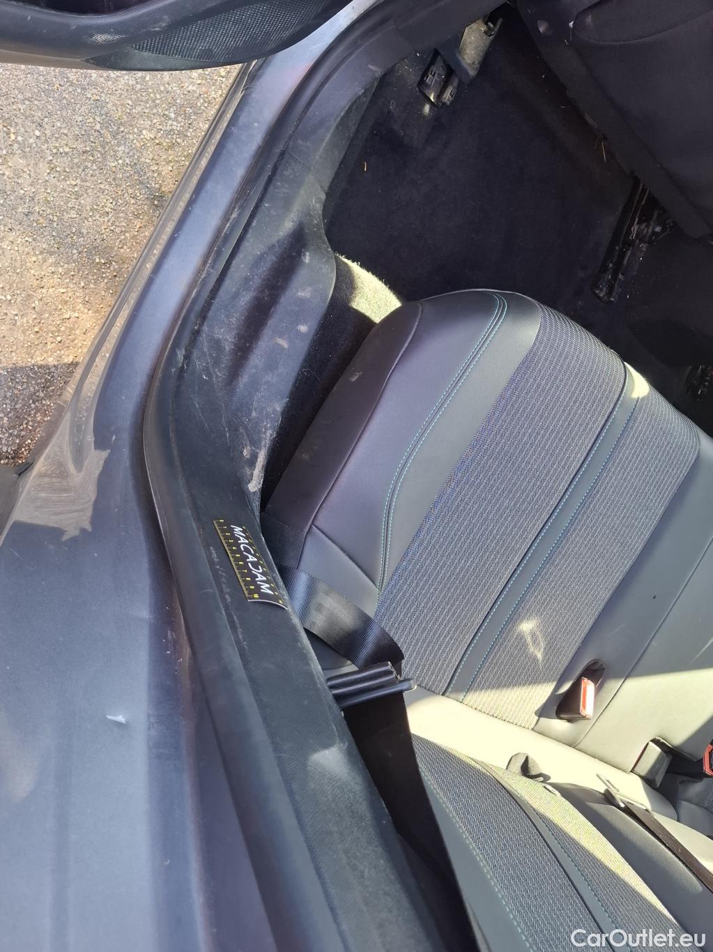  Peugeot  3008  II Allure Pack 1.5 HDi 130CV BVA8 E6d #44