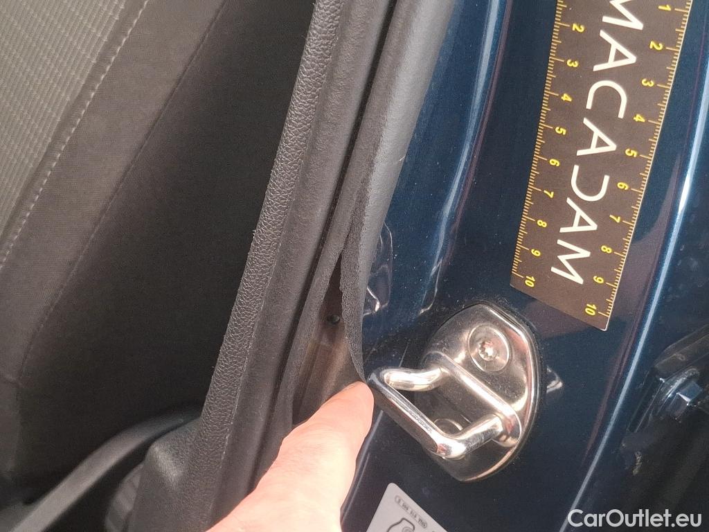  Volkswagen  Tiguan VOLKSWAGEN  / 2020 / 5P / SUV 1.5 TSI 130 BMV6 #20