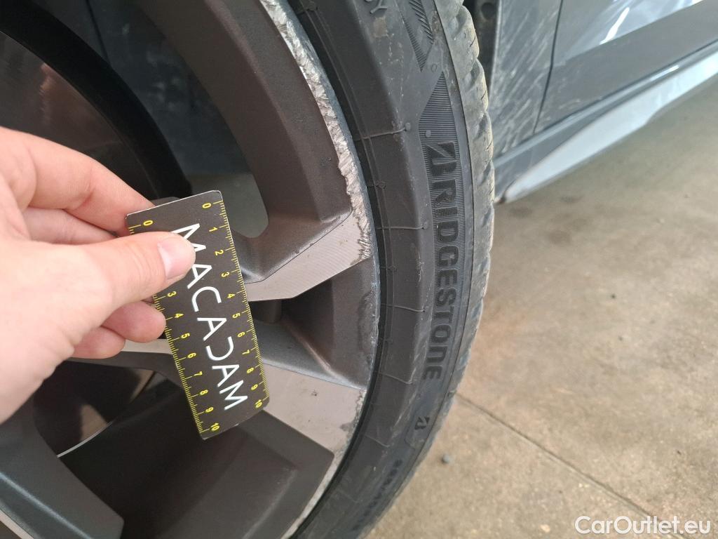  Audi  A3 AUDI  Sportback / 2020 / 5P / Berline 40 TFSI e 204 S Tronic S Line #36