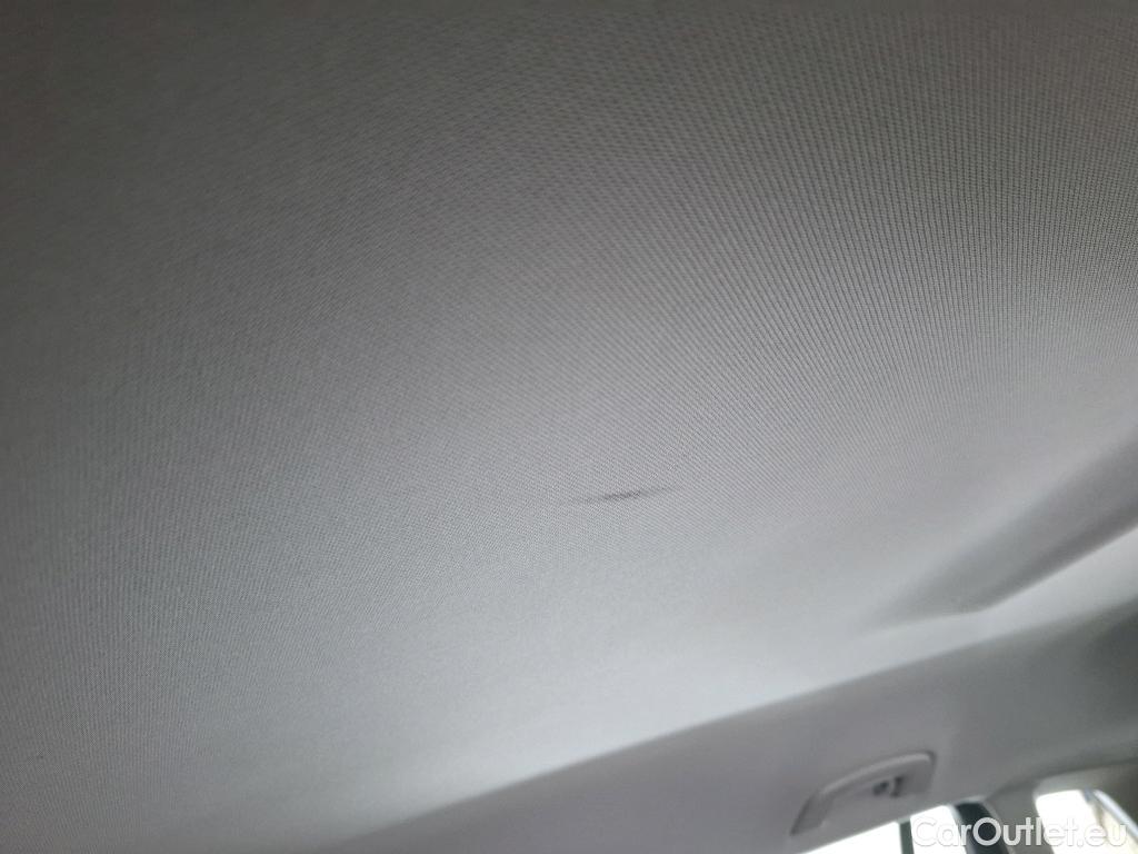  Volkswagen  Tiguan VOLKSWAGEN  / 2020 / 5P / SUV 1.5 TSI 130 BMV6 #27