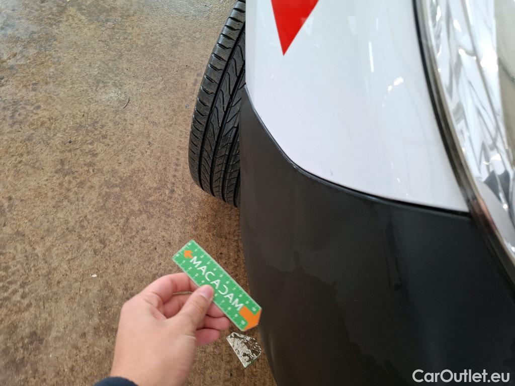  Renault  Kangoo RENAULT  Express / 2013 / 4P / Fourgonnette Extra R-Link - Blue dCi 95 #11