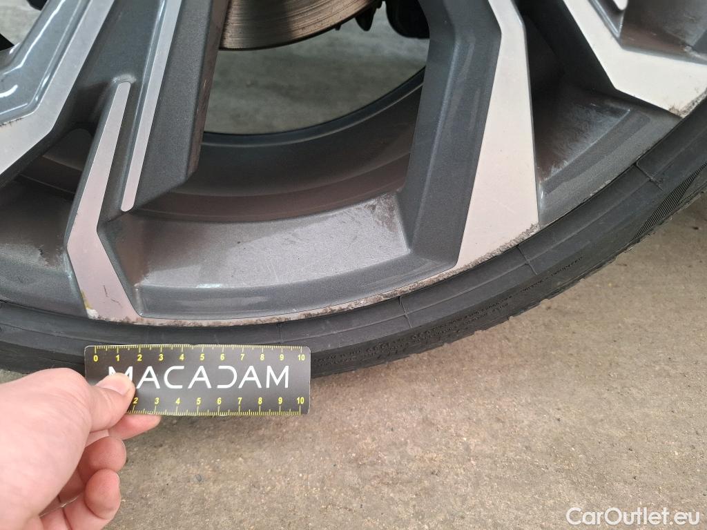  Audi  A3 AUDI  Sportback / 2020 / 5P / Berline 40 TFSI e 204 S Tronic S Line #23