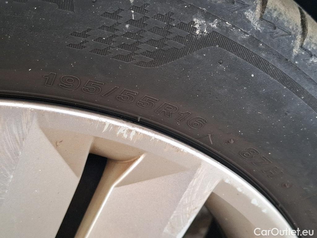  Renault  Clio RENAULT  / 2019 / 5P / Berline Business SCe 65 #11