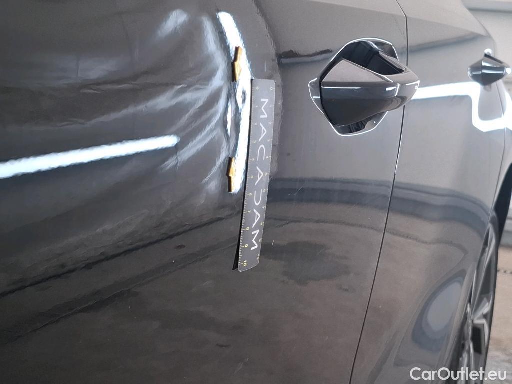  Audi  A3 AUDI  Sportback / 2020 / 5P / Berline 40 TFSI e 204 S Tronic S Line #42