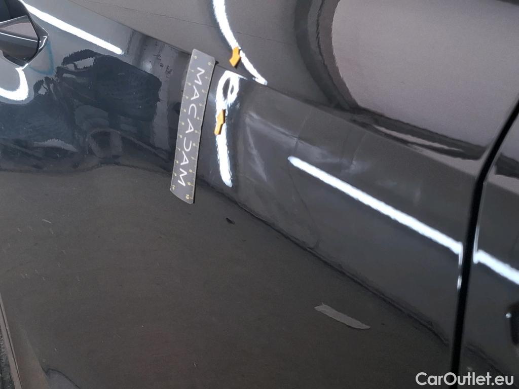  Audi  A3 AUDI  Sportback / 2020 / 5P / Berline 40 TFSI e 204 S Tronic S Line #46