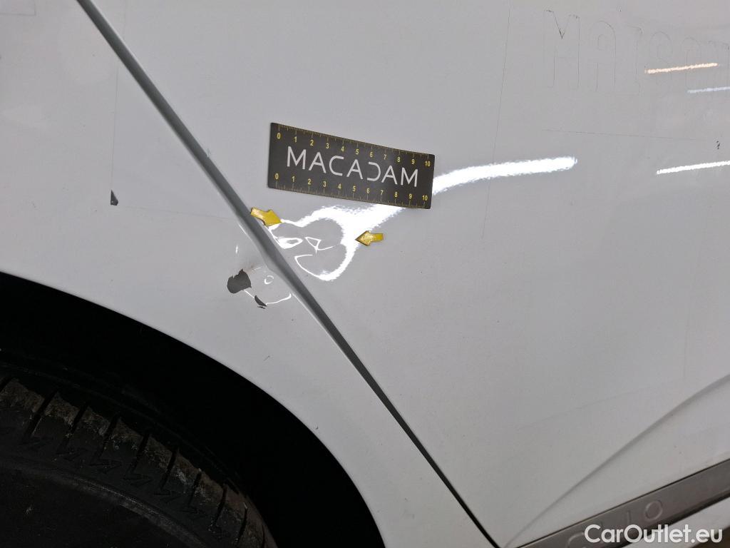  Renault  Clio RENAULT  / 2019 / 5P / Berline Business SCe 65 #4