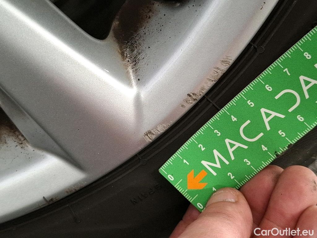  Toyota  Corolla TOYOTA  Touring Sports / 2018 / 5P / Break Hybride 122h Dynamic Business Beyond Zer #42