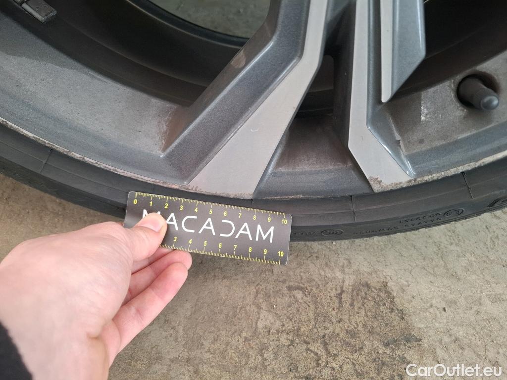  Audi  A3 AUDI  Sportback / 2020 / 5P / Berline 40 TFSI e 204 S Tronic S Line #30