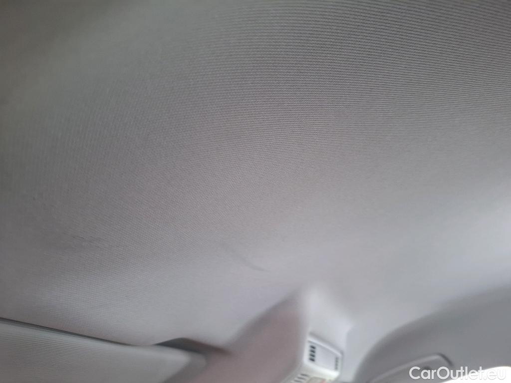  Volkswagen  Tiguan VOLKSWAGEN  / 2020 / 5P / SUV 1.5 TSI 130 BMV6 #28