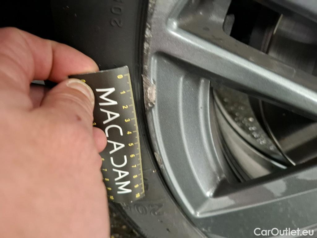  Peugeot  308  Active Pack 1.2 PureTech 130CV BVM6 E6d #49