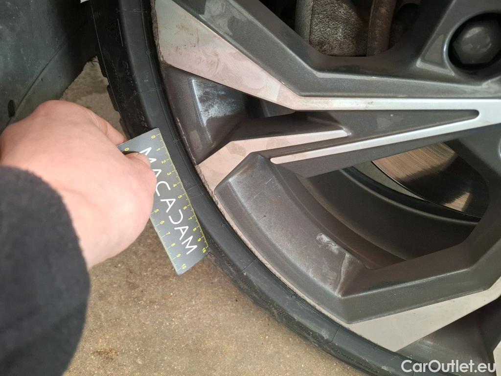  Audi  A3 AUDI  Sportback / 2020 / 5P / Berline 40 TFSI e 204 S Tronic S Line #38