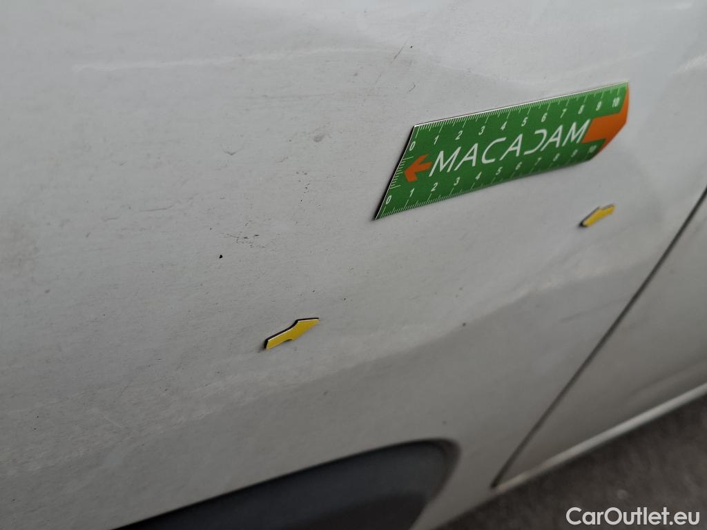  Renault  Kangoo  Express Maxi Extra (Série Spéciale) 1.5 dCi 90CV BVM5 E6 #11