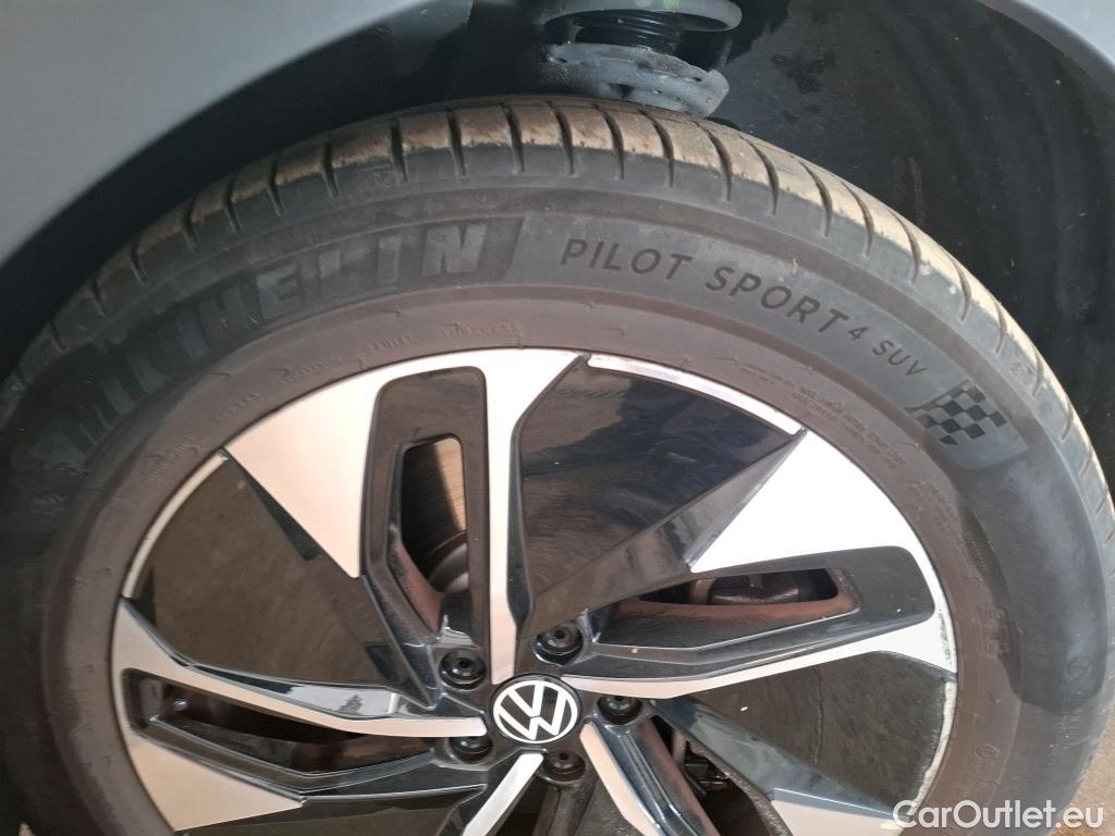  Volkswagen  ID.4  Business Pro Performance 77kWh BVA #43