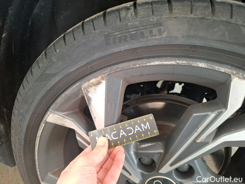  Audi  A3 AUDI  Sportback / 2020 / 5P / Berline 40 TFSI e 204 S Tronic S Line #27