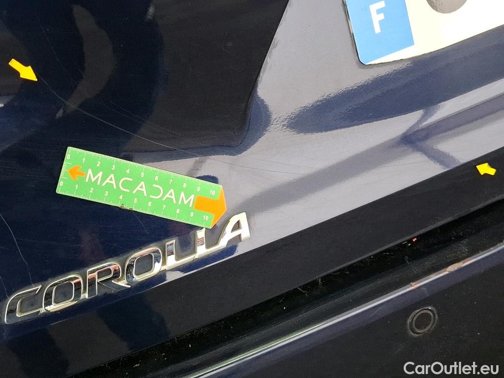  Toyota  Corolla TOYOTA  Touring Sports / 2018 / 5P / Break Hybride 122h Dynamic Business Beyond Zer #19