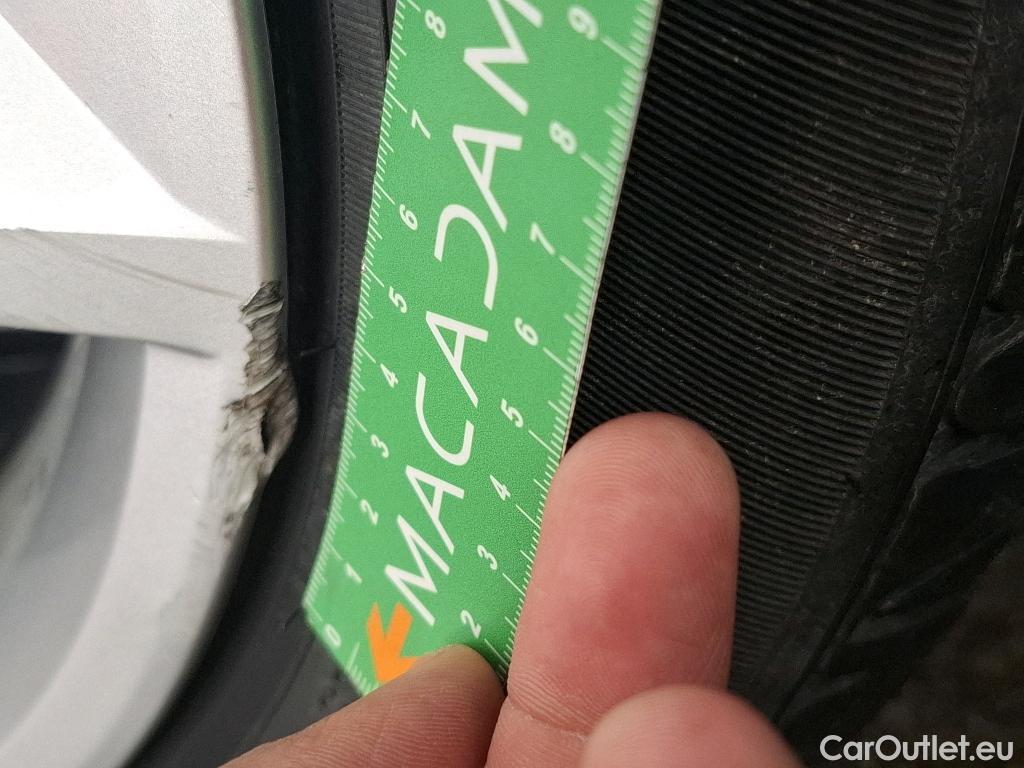  Renault  Clio  V Business 1.6 E-TECH Hybrid 140CV BVA6 E6d #13