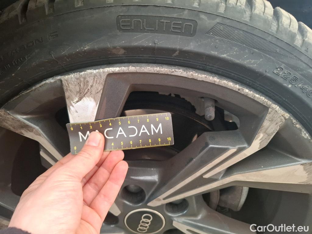  Audi  A3 AUDI  Sportback / 2020 / 5P / Berline 40 TFSI e 204 S Tronic S Line #14