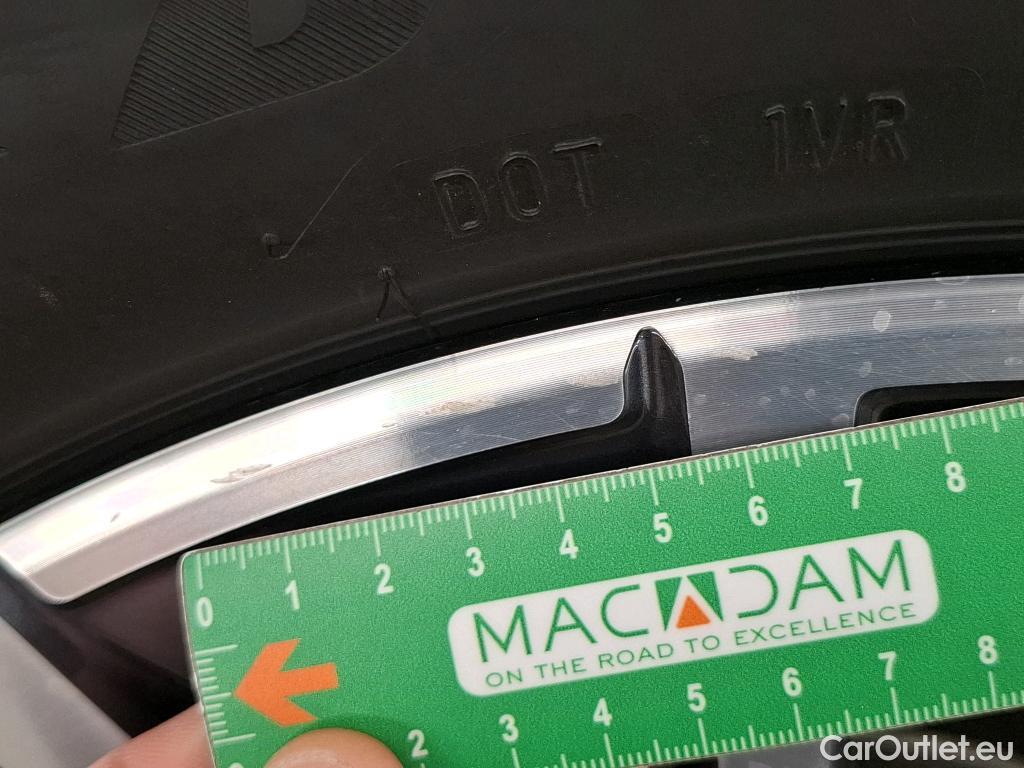  Bmw  2 Tourer BMW Série 2 Active Tourer / 2021 / 5P / monospace 225e xDrive 245ch Business Design DKG7 #20