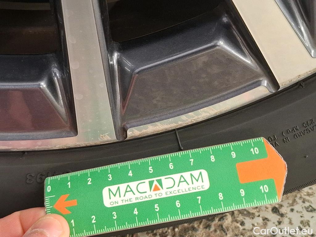  Bmw  2 Tourer BMW Série 2 Active Tourer / 2021 / 5P / monospace 225e xDrive 245ch Business Design DKG7 #14