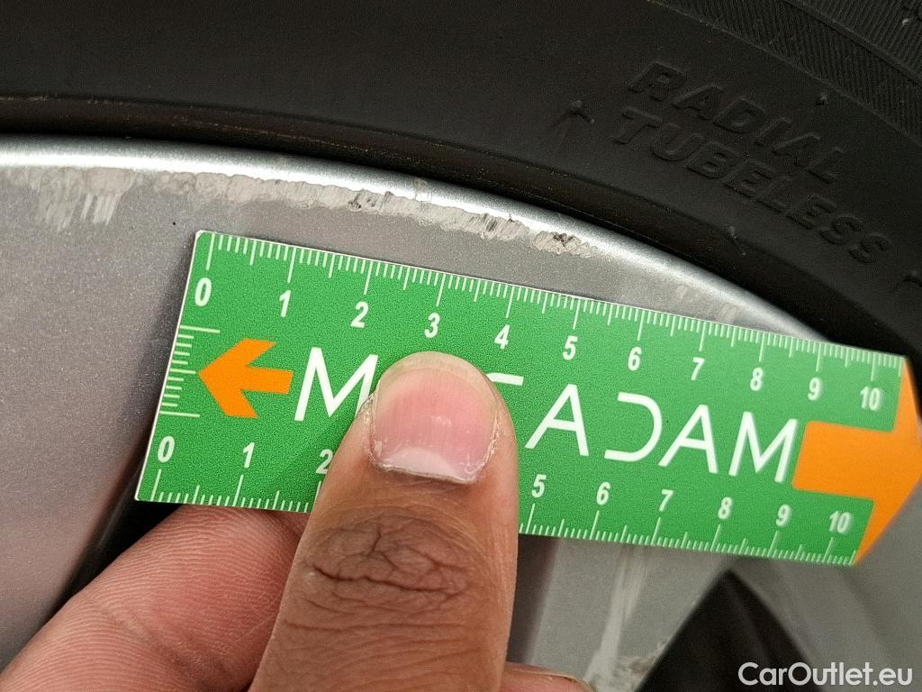  Bmw  Serie 2 BMW  Active Tourer / 2018 / 5P / monospace 225xe Business Design Auto #39