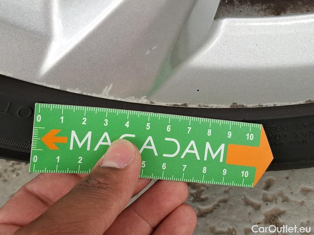  Bmw  Serie 2 BMW  Active Tourer / 2018 / 5P / monospace 225xe Business Design Auto #32