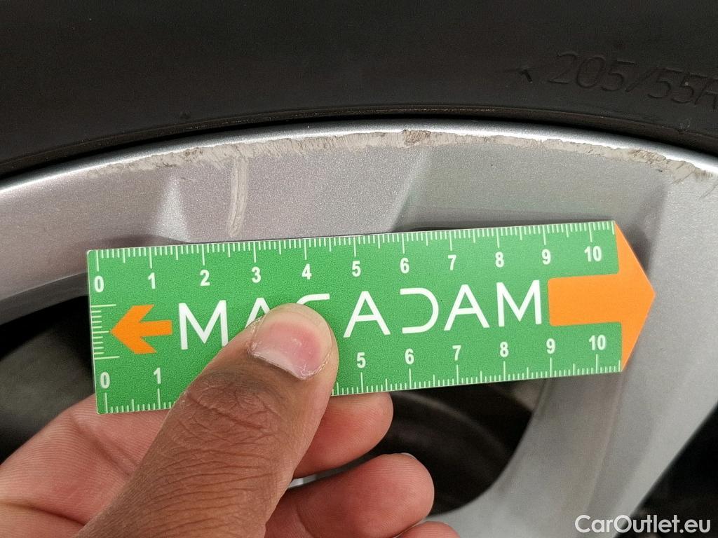  Bmw  Serie 2 BMW  Active Tourer / 2018 / 5P / monospace 225xe Business Design Auto #25