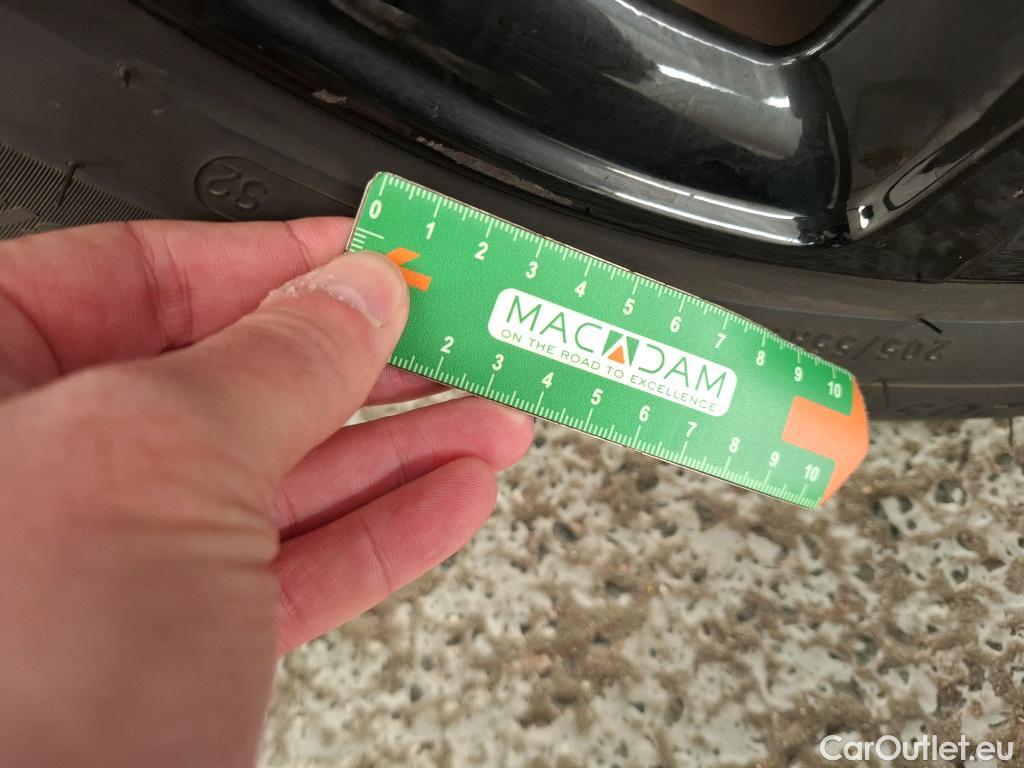  Citroen  C5 CITROEN  Aircross / 2018 / 5P / SUV Hybrid 225 ë-EAT8 Shine Pack #17